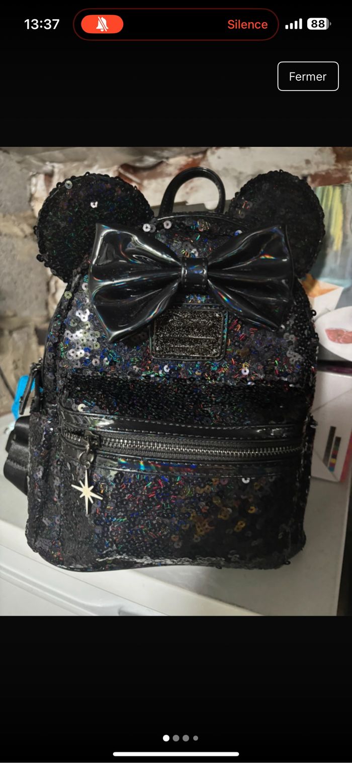 Sac loungefly sequins disney noir