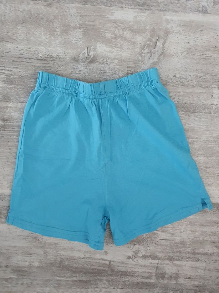 Short bleu - photo numéro 5