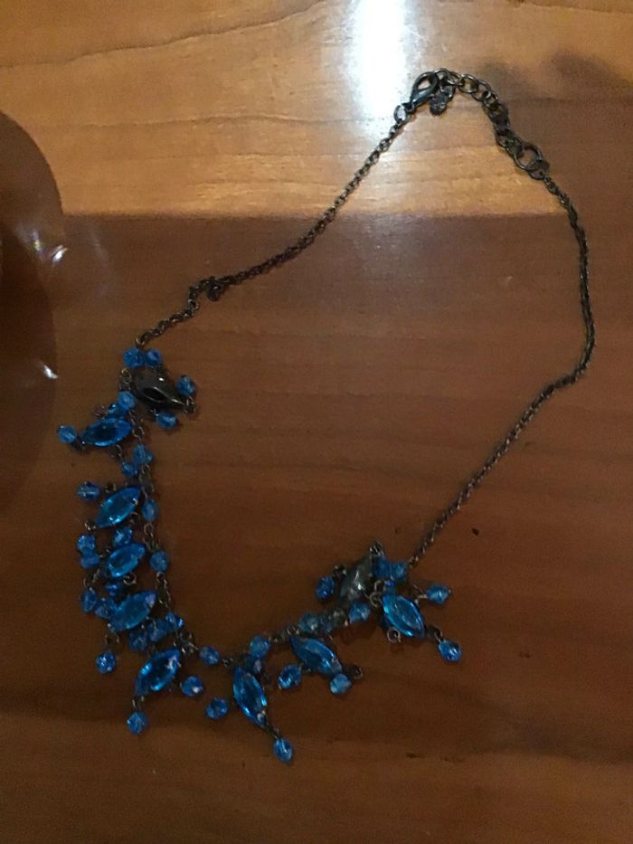 Très joli collier vintage. Années 90
