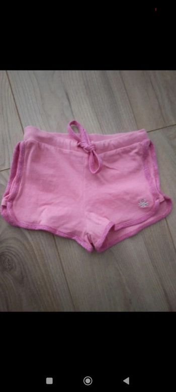 Short Benetton 12 mois