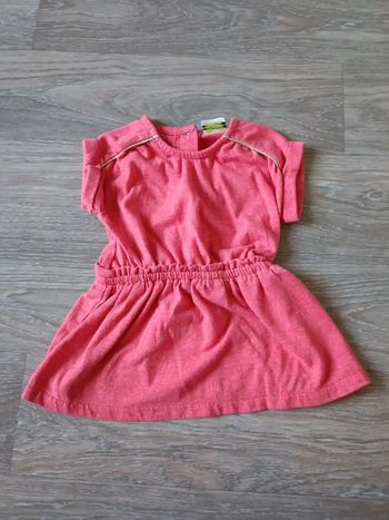 Robe corail tape à l'œil 12 mois