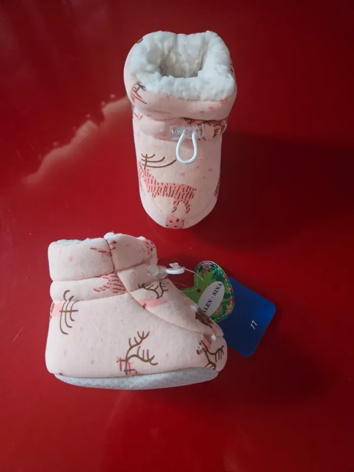 Chaussons bébé - photo numéro 2