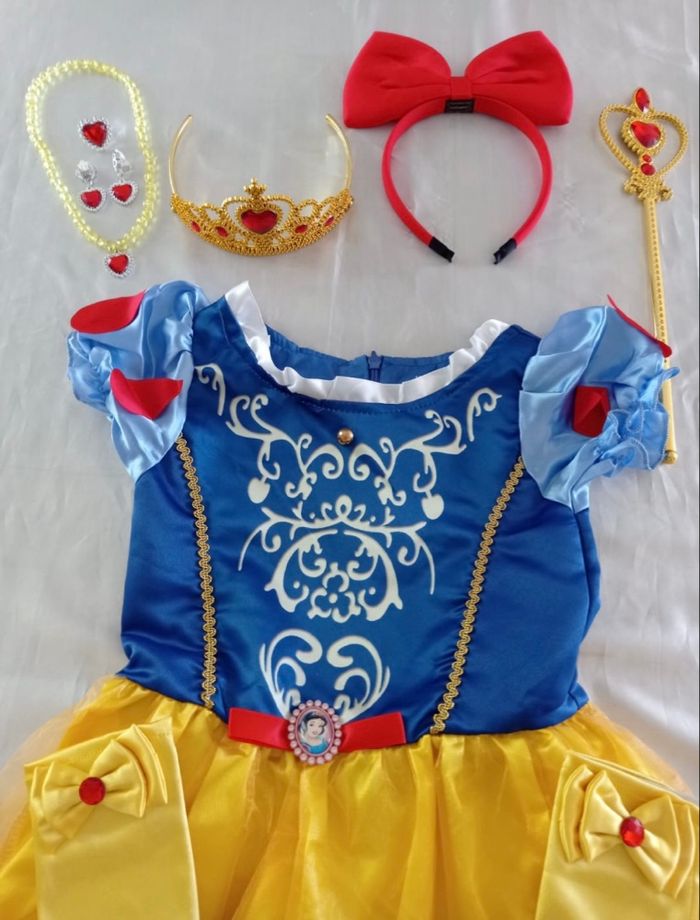 Déguisement princesse blanche neige 5ans - photo numéro 6