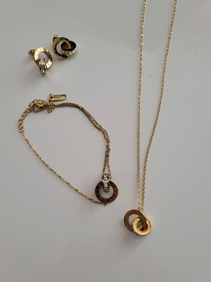 Parure : Collier Bracelet et Boucles d'oreilles assorties acier inoxydable doré - photo numéro 17