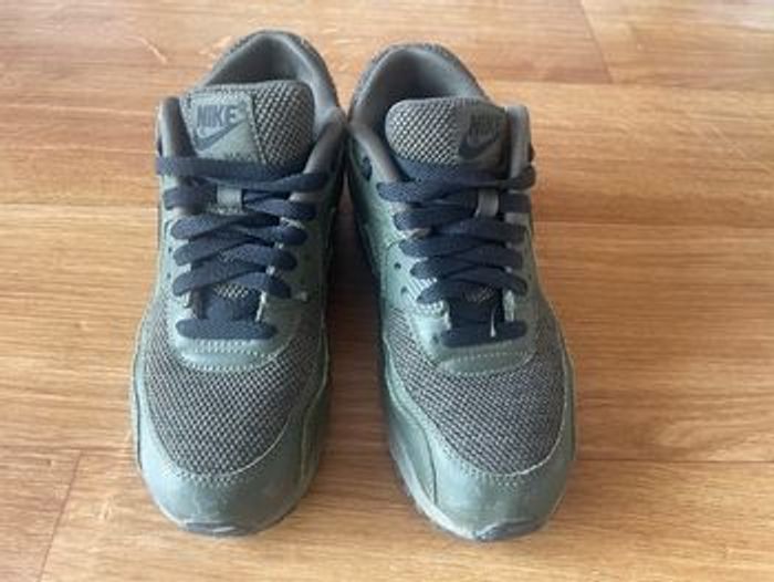 Baskets Nike airmax - photo numéro 2