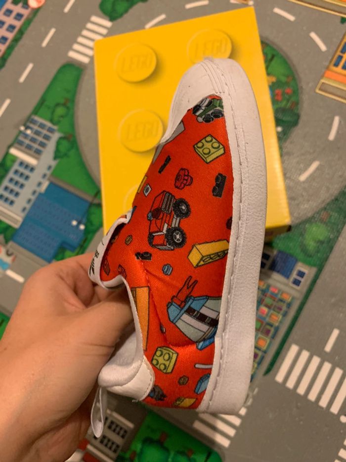 Basket adidas legos - photo numéro 3