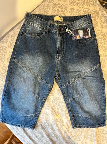 Short jeans