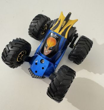 Jouet voiture Marvel wolverine Regener8'rs 2007