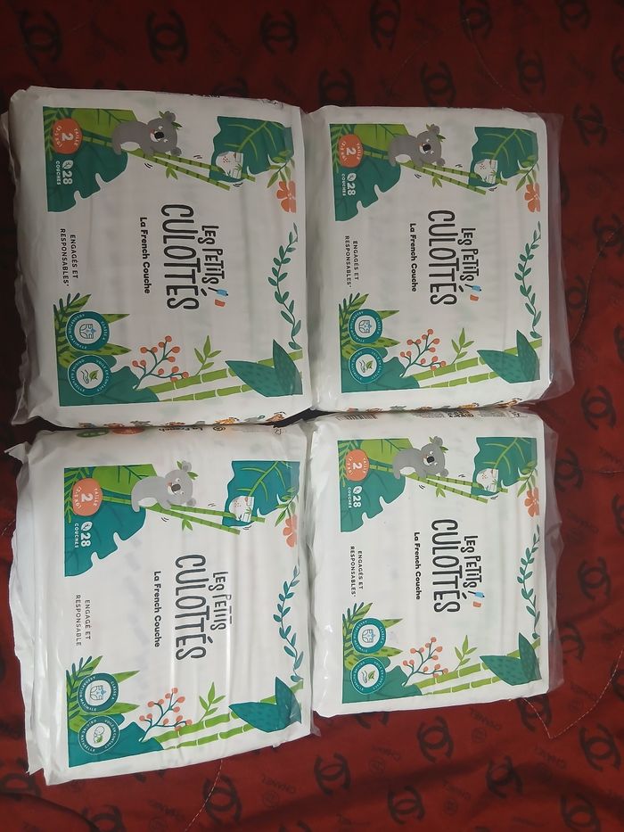 4 paquets de couches les petits culottés taille 2