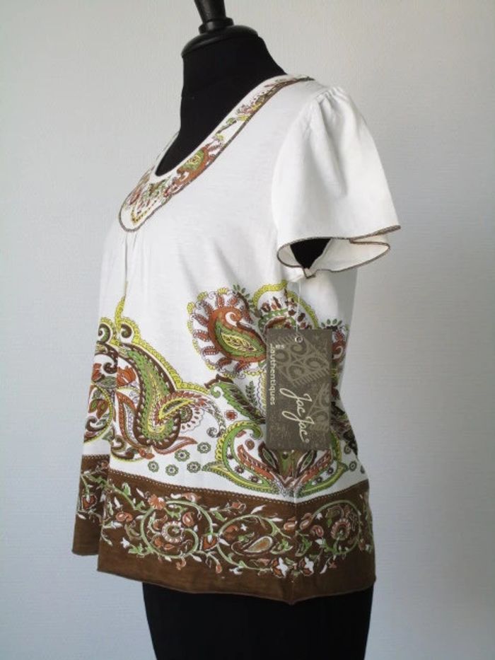 T-shirt blanc motifs chocolat/kaki Jac Jac 38 NEUF - photo numéro 6