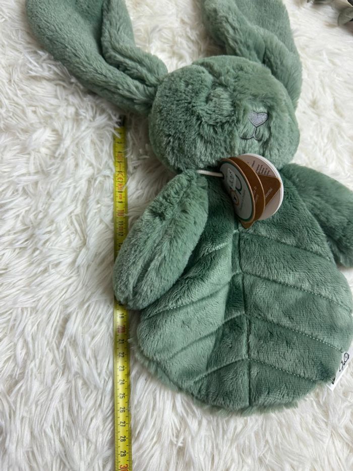 Doudou lapin vert OB design - photo numéro 3