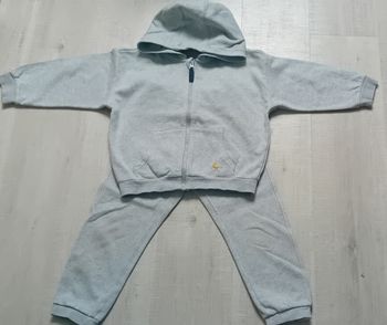 Ensemble jogging + veste Okaïdi 5 ans