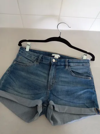 Magnifique short en jeans bleu fashion T.M H&M