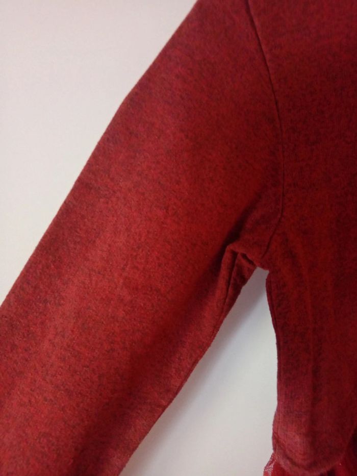 Jolie robe bordeaux . 8 ans - photo numéro 14
