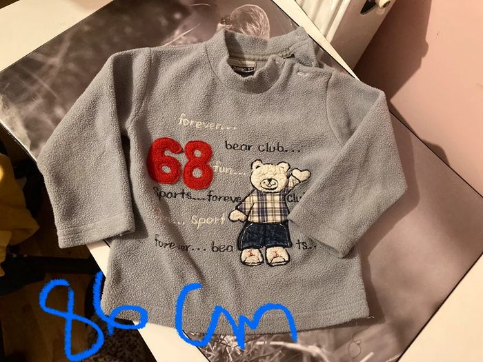 Pull polaire taille 86cm