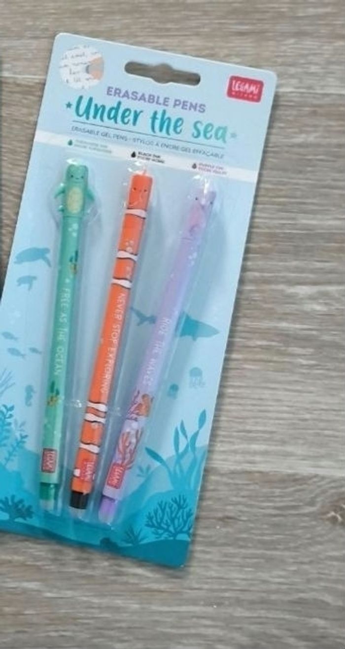 Legami under the sea