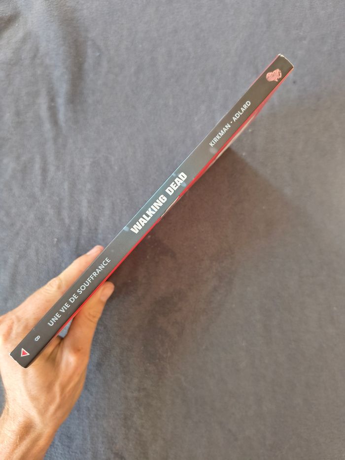 Comics Walking Dead : Tome 8 - photo numéro 4