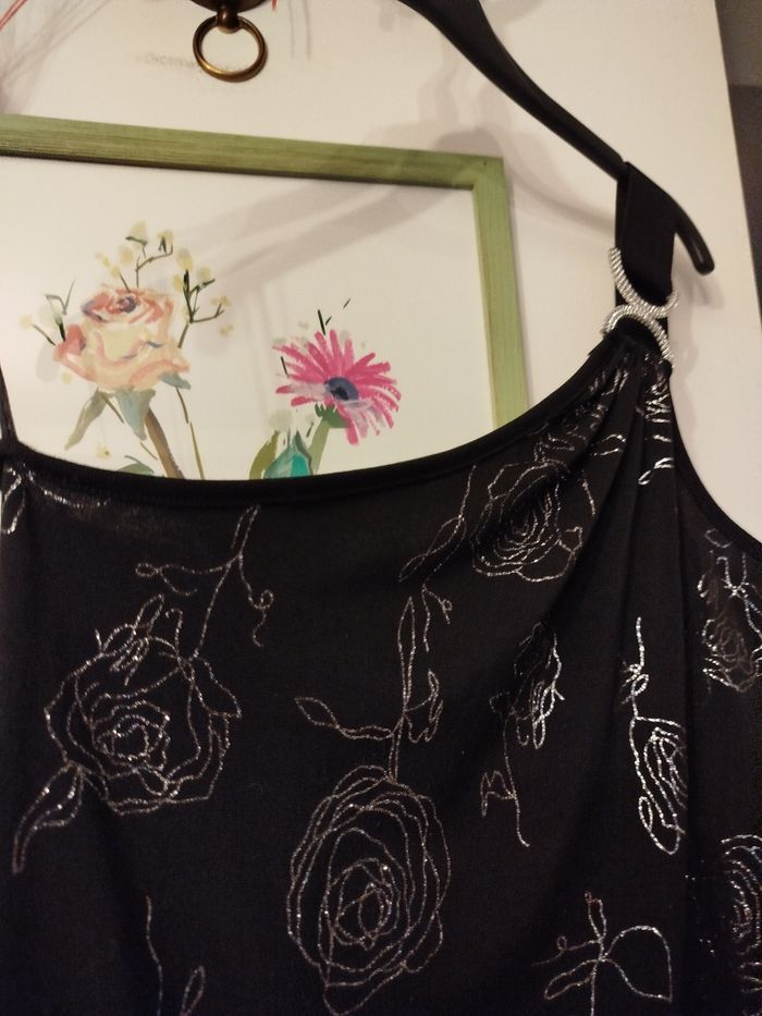 Superbe robe de fêtes - photo numéro 3