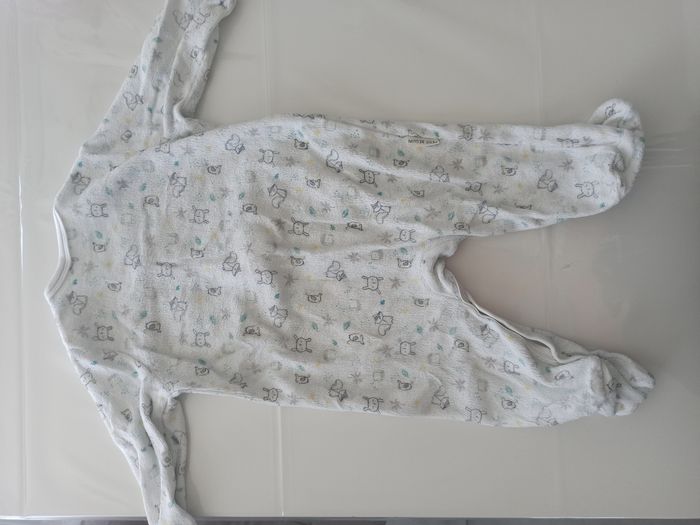 Pyjama 6mois - photo numéro 2