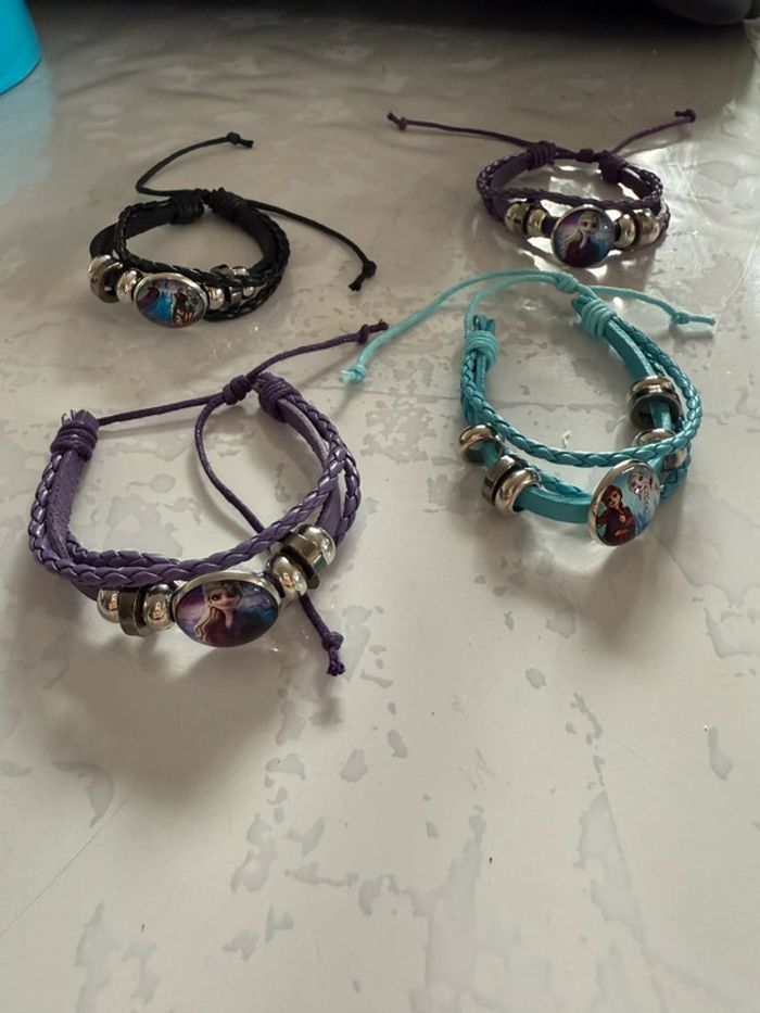 4 Bracelets Disney