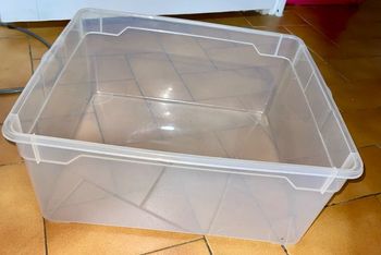 Bac de rangement transparent