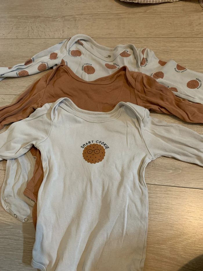 Lot 3 bodies en 3 ans La Redoute