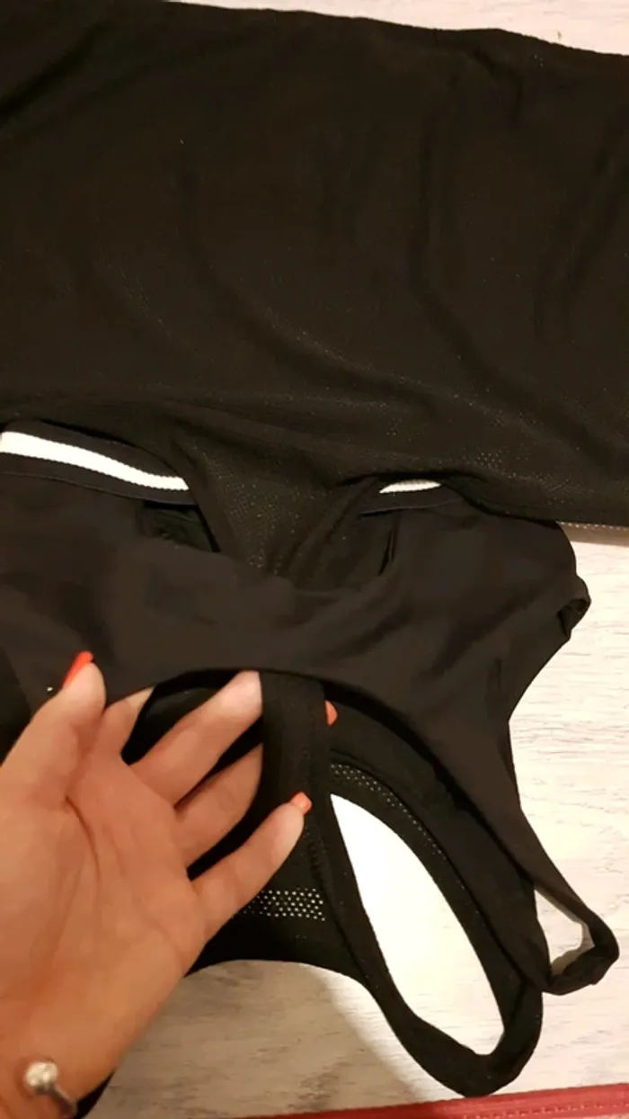 Brassière undiz avec son maillot - photo numéro 5