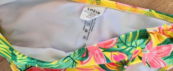 Maillot de bain 2 pièces fille taille 7 ans Shein - photo numéro 3