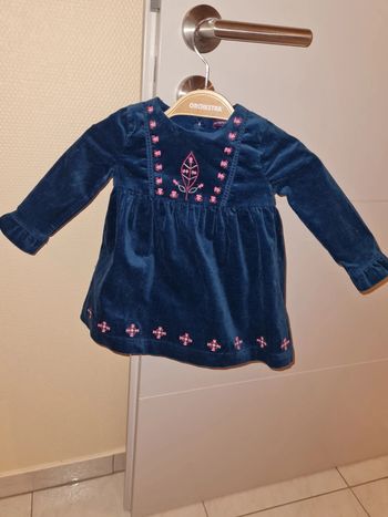 Robe.