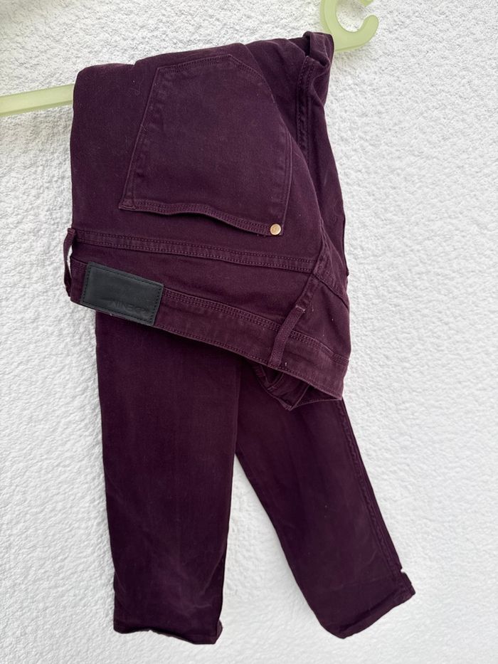 Jeans prune neuf 29/32 - photo numéro 4