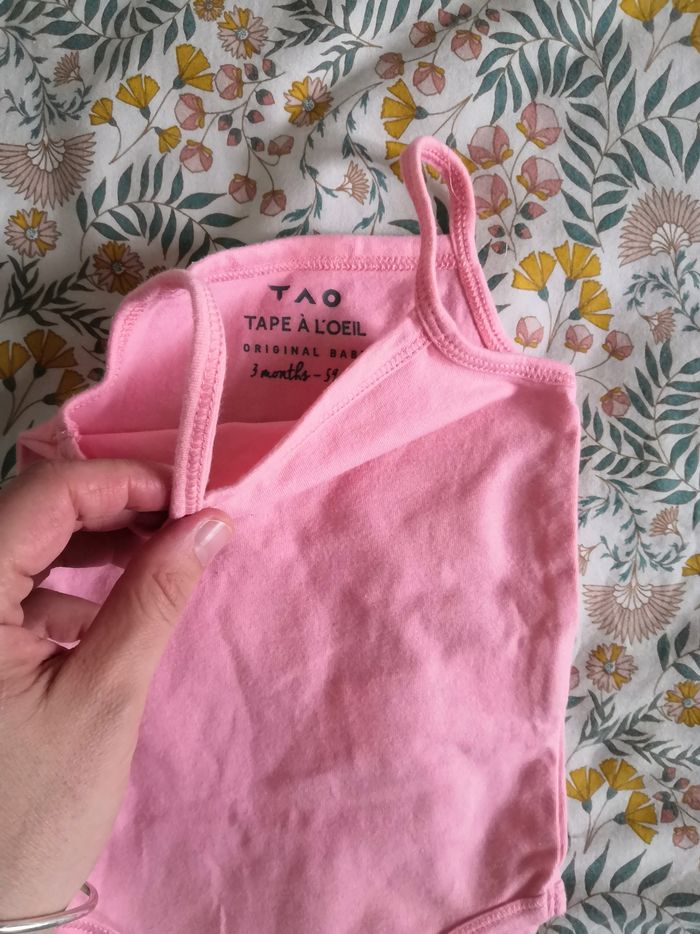 Body à bretelles 3 mois - photo numéro 2