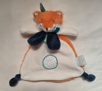 Doudou et compagnie plat triangle Renard Tiwipi roux et blanc