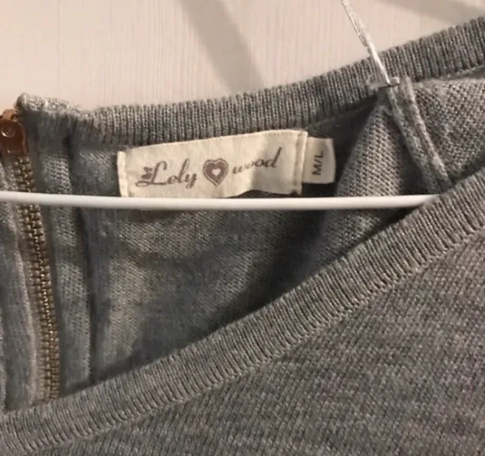 Haut femme col v  lolyloof été manche longue avec une fermeture sur le do gris dorée taille M - photo numéro 3
