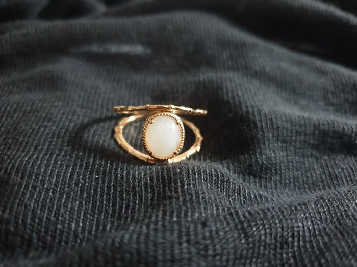 Bague large plaqué or 18k et pierre de lune taille 56 neuve
