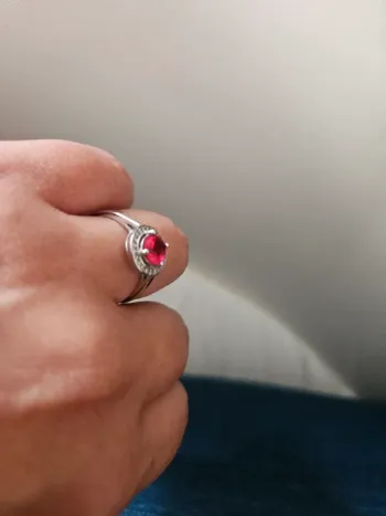 Bague argent et pierre rouge t56