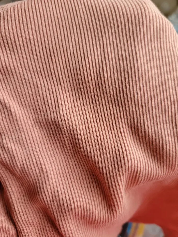 Sous pull Kiabi 6m - photo numéro 3