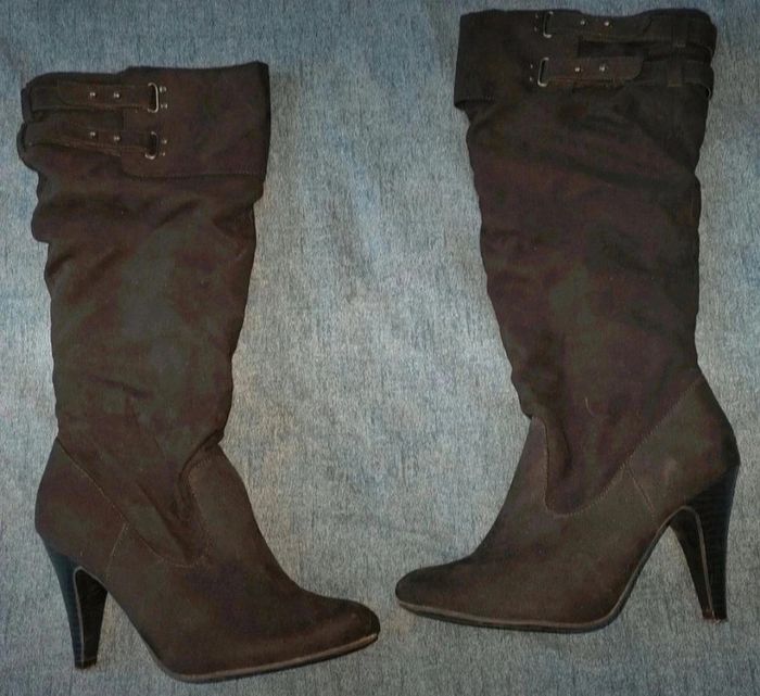Bottes noires à talons 36