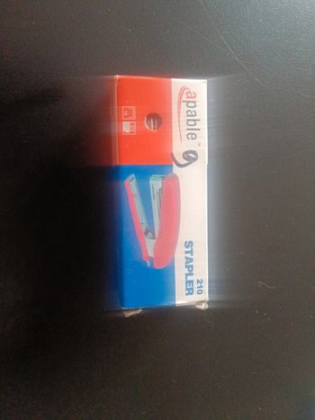Petite agrafeuse