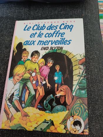 Livre Le Club des Cinq et le coffre aux merveilles
