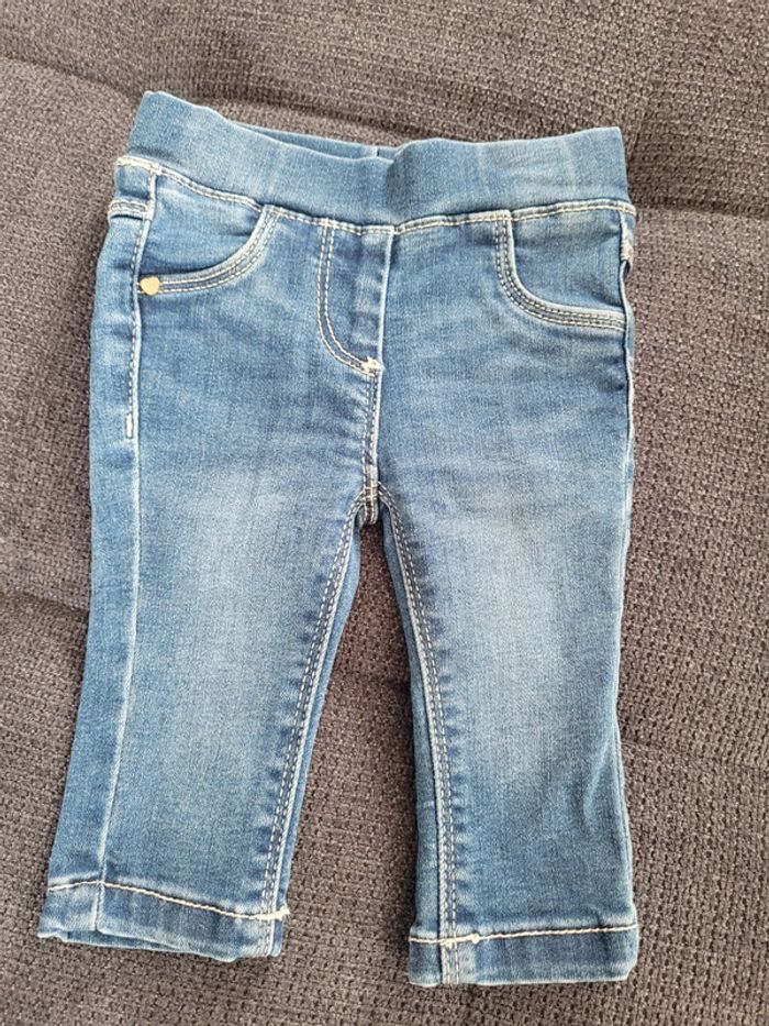 Jeans tape a l'œil