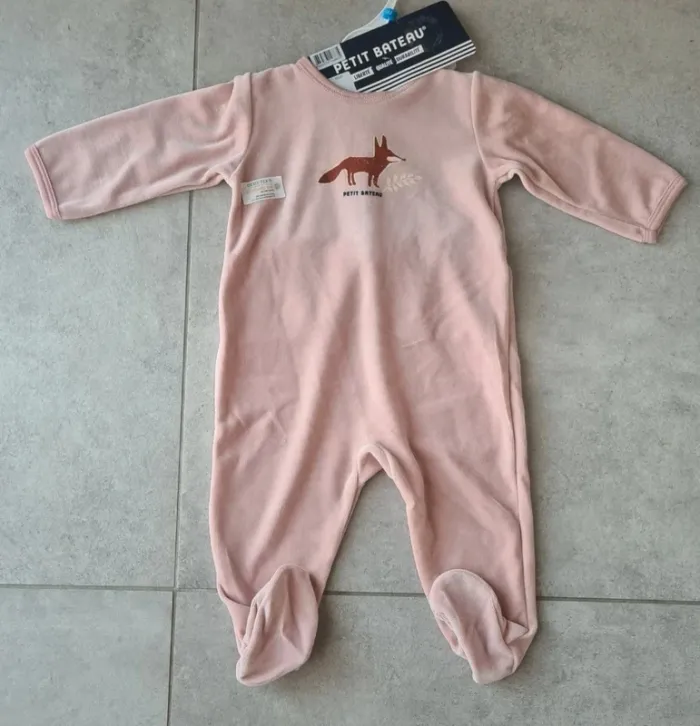 Pyjama Petit Bateau 9 mois neuf