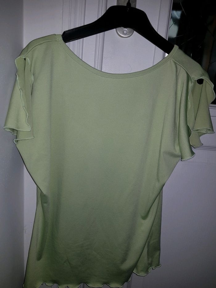 Tee-shirt T.38/40 - photo numéro 2
