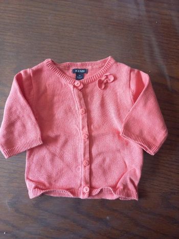 Gilet rose 1 mois kiabi