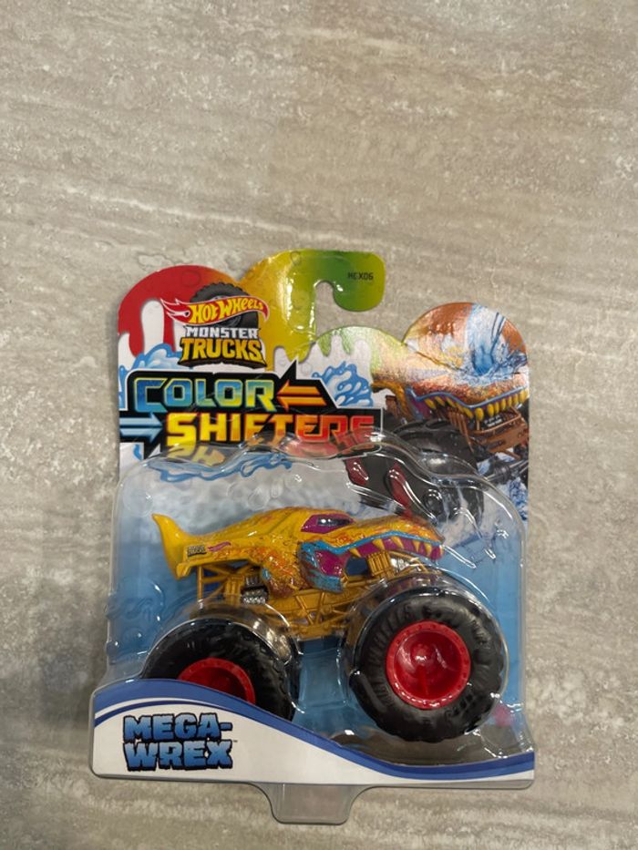 Hot Wheels Monster truck Mega Wrex Color Shifters Hot Wheels 3 ans Beebs