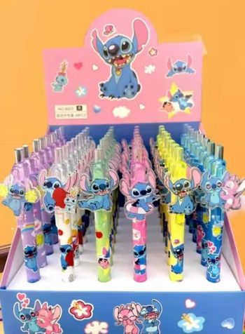 Lot de 5 stylos stitch