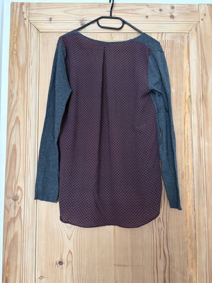 Top gris et bordeaux - photo numéro 2