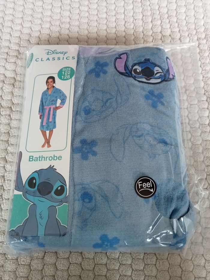 Peignoir Stitch 7/8 ans - photo numéro 2