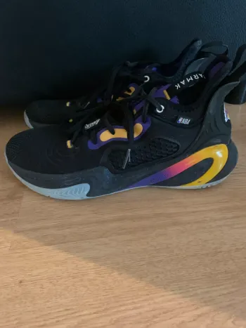 Baskets Los Angeles Lakers