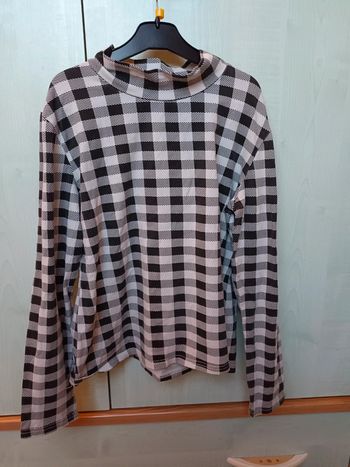 T-shirt manches longues col montant