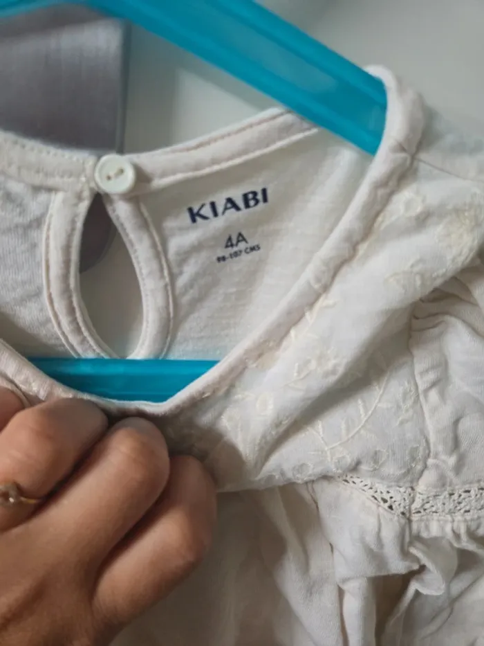 Blouse fille taille 4ans kiabi - photo numéro 3